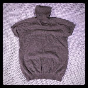 🌟 SALE! Zara Gray Knit Short Sleeve Turtleneck